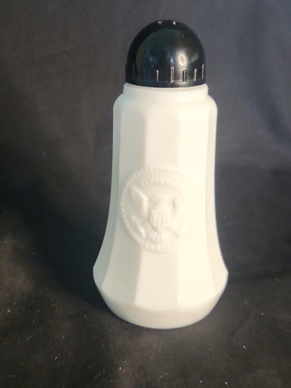 Vintage Crownford China Co Milk Glass Shaker 1966 Made In Italy Eagle Embelem
